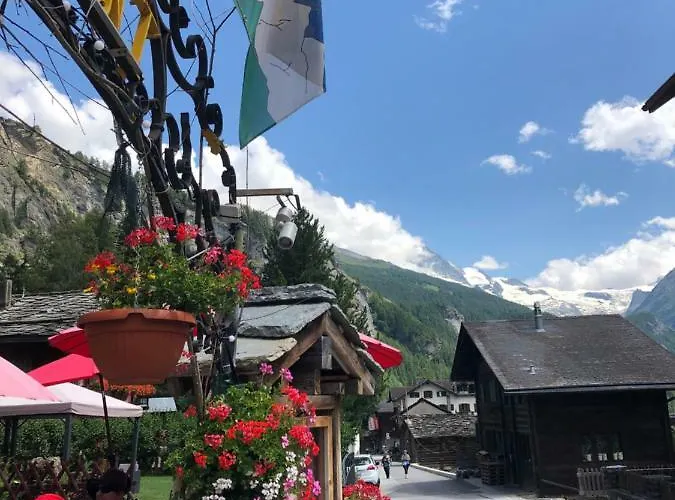 Au Village D'evolene, Tres Joli Calme Et Ensoleille * Evolène